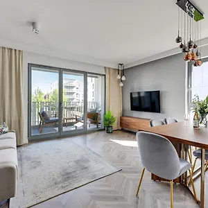 Apartament The Crown - Nadmorze Premium, Gdańsk