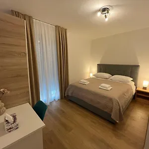 Renata , Zadar Chorwacja